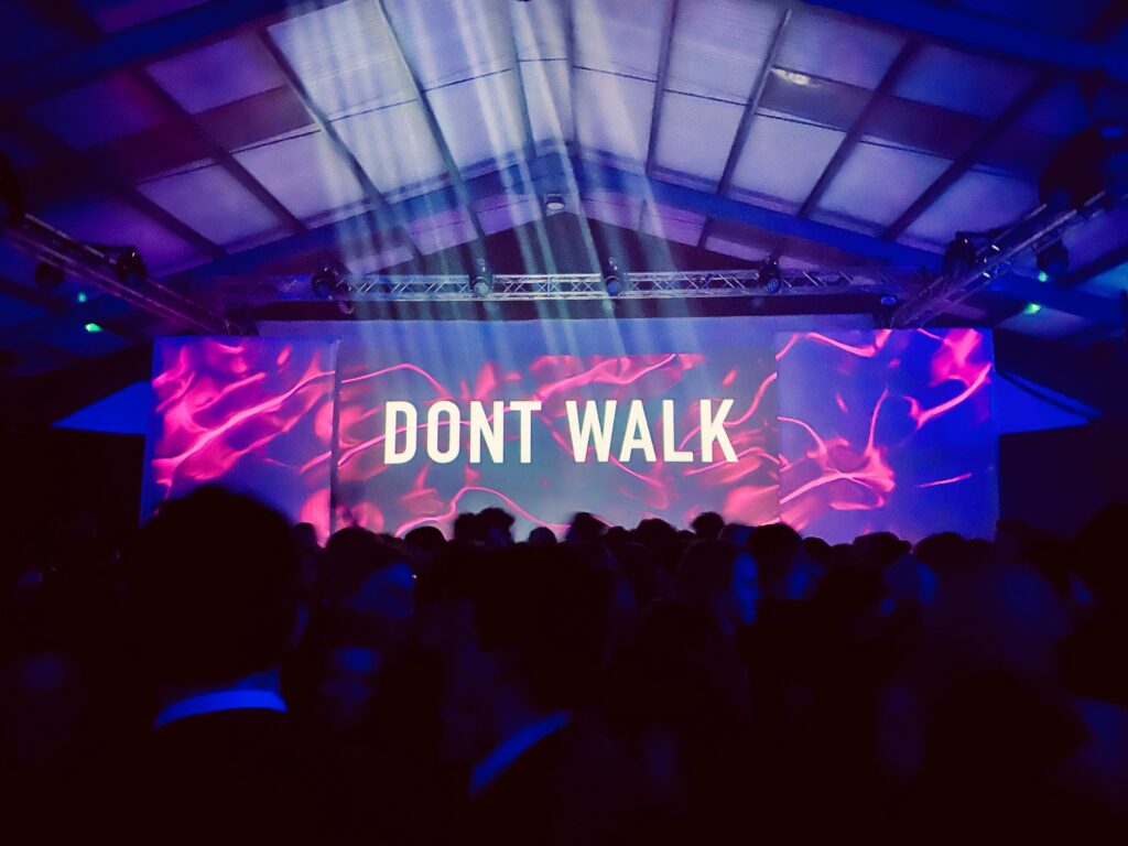 runway that reads don't walk